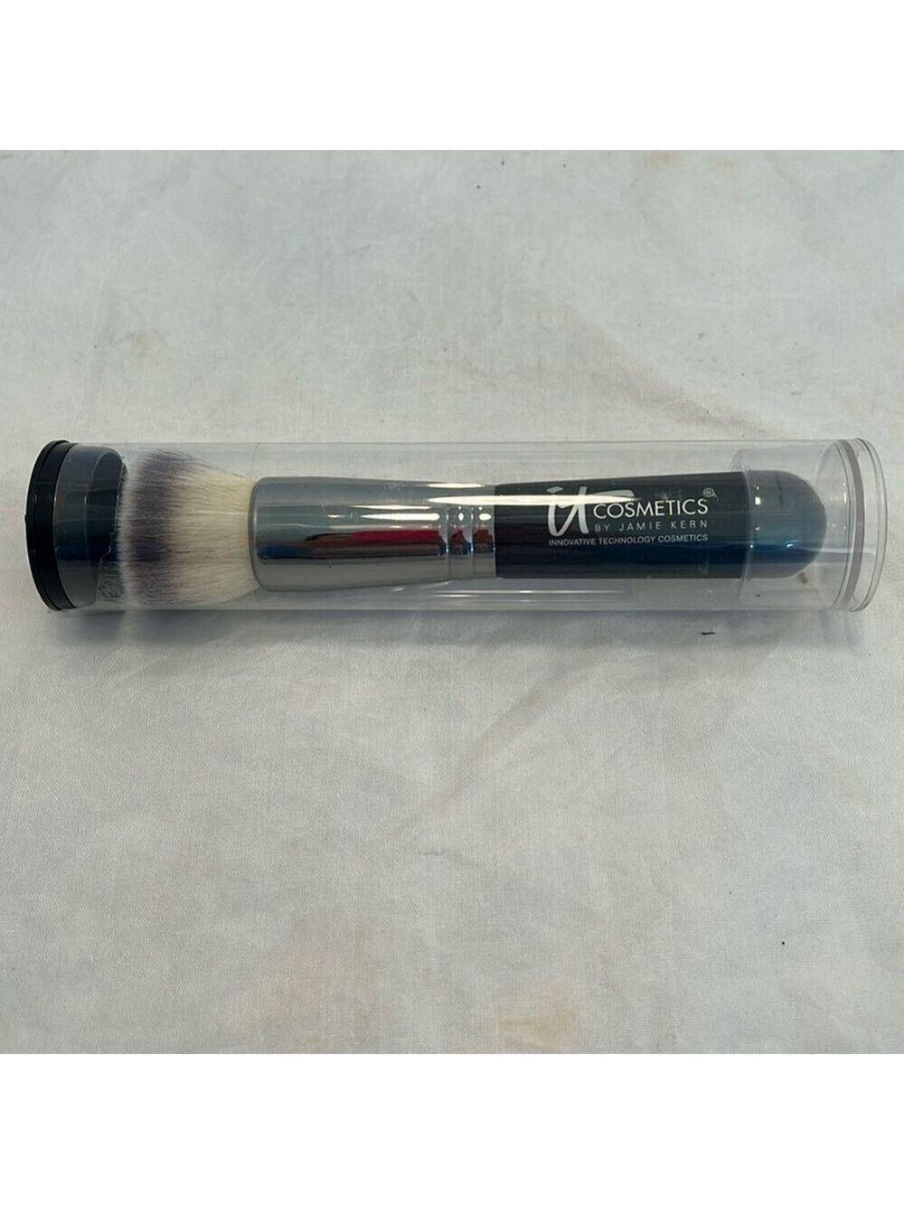 IT Cosmetics by Jamie Kern Contour brush